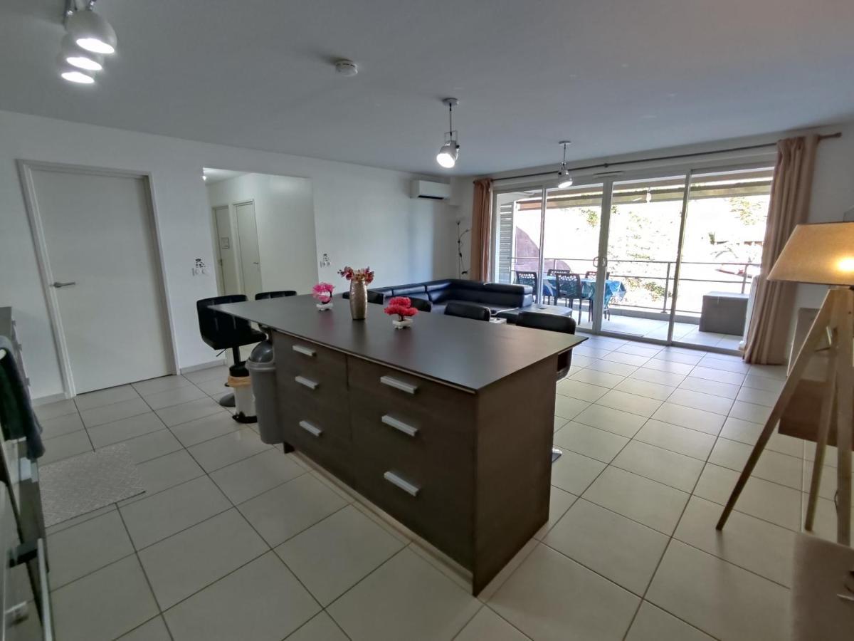Elegant F3 A La Villa Stencer, Papeete, Calme Climatise Et Spacieux Papeete  Kültér fotó